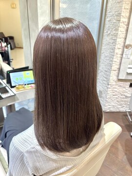 ヴィサージュプラス(VISAGE plus) 透明感抜群◎ナチュラル上品なアッシュベージュカラー