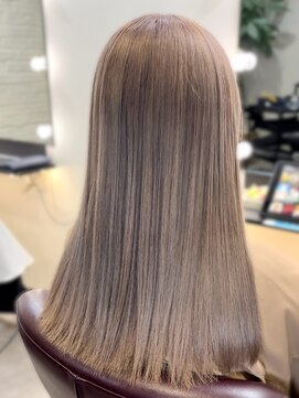 美容室シンプル ウィン(Simple Win) 透明感抜群♪ミルクティーグレージュ