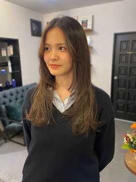 ルイス(LEWES) ロングレイヤー/レイヤーカット/ストレートパーマ