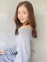 レア 表参道(L'ea)&nbsp;大人ガーリーダークアッシュミディアムレイヤー似合わせカット