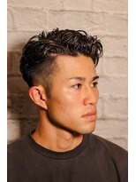 グレイスフルバーバー 新宿パークタワー店&nbsp;アップバングフェード×濡れパン風パーマ