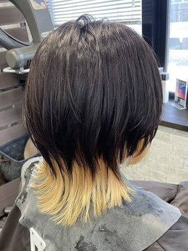 シェリー(Cherie) さりげなく楽しむウルフ×インナーカラー