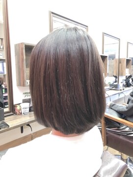 ヘア プロデュース アイモ(Hair Produce Aimo) コロン♪とまとまる愛されストレートボブ☆