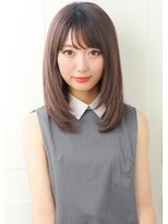 ルエ(rue)&nbsp;30代・40代黒髪暗髪アッシュ小顔グレージュくびれセミディ2019