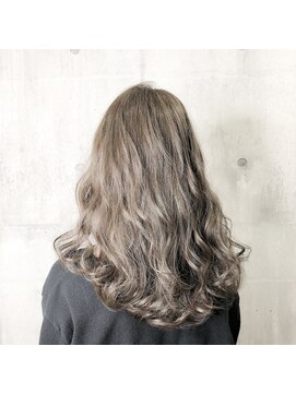 シュプバイトゥーミー(sup.by tomee) ノンブリーチ【担当 末吉】