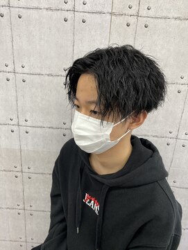 シリー(SILLY) 黒髪センターツイストスパイラル