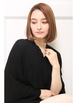 クラッチ ユニ(CLUTCH uni) くびれミディナチュラルワンカールボブa8