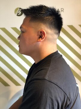 バーバーバー アカバネ(BARBER-BAR AKABANE) フェードカットスタイル【BARBER-BAR】