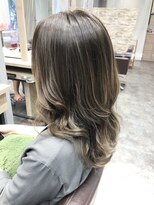 ビースリー ロア&nbsp;ハイライトカラー　2021/10/2