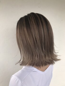 フレールヘアー(Frere hair) ミディアム、バレイヤージュカラー!