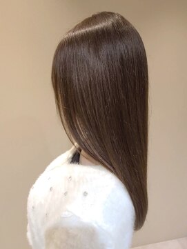 エスティアム(S.TIAM.) アッシュベージュカラー