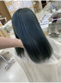 オリーブベージュ