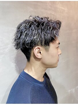 クール ヴィヴィ(Cool ViVi) ツーブロックツイスパスタイル