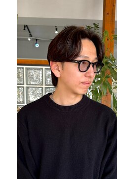 アイダブリューティー ヘア デザイン(IWT hair design) センターパートニュアンスパーマ【大名/パーマ/メンズカット】