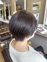 ヘアーメイクロージー 八軒店 (HAIR MAKE ROSY)&nbsp;大人ショートミルクテーベージュハイライトレイヤーヘッドスパ