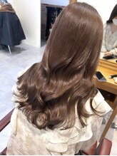 全頭ブリーチは勇気がいるから・・悩んじゃう方はWカラーでもOK♪