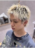 スパイキーショート　ブリーチ　ダブルカラー　ハイライト