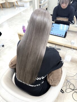 ケンジ 平塚ラスカ店(KENJE) シルバーグレージュ/ブリーチカラー/ハイトーンカラー