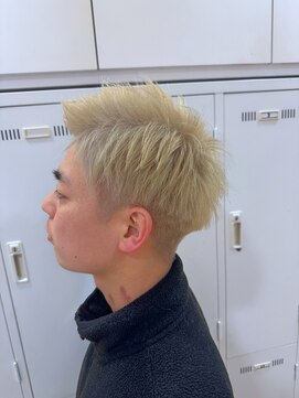 アッシュ 町田駅前通り店(Ash) 【Ash町田駅前通り店　内野光葉】プラチナブランドカラー