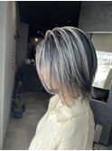 脱白髪染め×白髪ぼかしハイライトショート