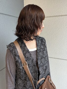 ヘアーアイストゥーレ(HAIR ICI TRE) ミディアムパーマ レイヤーカット ダークブラウンブリーチなし