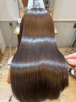 コードライン 三島店(CODE.LINE)&nbsp;髪の歪みを整えて自然な艶髪に。髪質改善ストレート