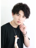 アーバンウェーブマッシュ ソフトツーブロック 黒髪パーマ 大人