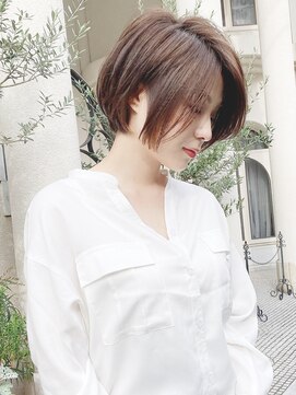 アンド ストーリーズ(&STORIES) アッシュブラウンマニッシュワンサイド/20代/30代/40代/ショート