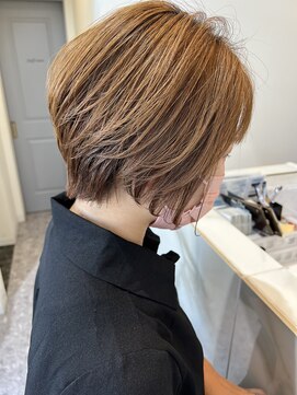 セラ(SERA) 大人可愛い前下がりゆったりショートボブ