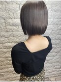 フォギーベージュあご下ボブ
