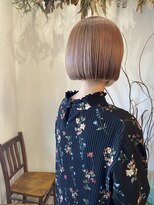 イング(ing) compact bob × pink blonde