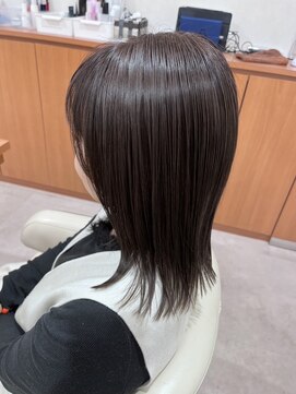 アメイジングヘアー 千歳店(AMAZING HAIR) たっぷりハイライト/メタルカラー/ミディアムストレート
