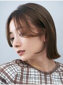 伸ばしかけも可愛い小顔ボブに透けるナチュラルブラウン