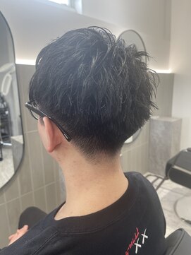 グラムヘアー(GLAM HAIR) 短めツーブロック