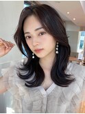 美髪ミディアムストレート寒色系カラー極細ハイライト