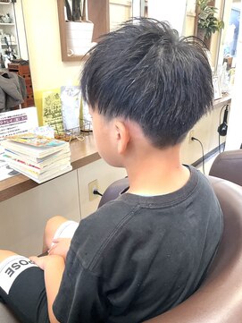 コアフィールフィス(COIFFURE fils) 【見附　今町】キッズカット　学生カット