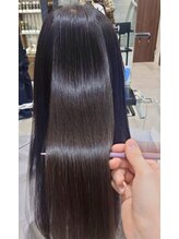 理想の艶髪を叶える☆髪質改善縮毛矯正ツルピカコースとは？【髪質改善縮毛矯正/髪質改善トリートメント】