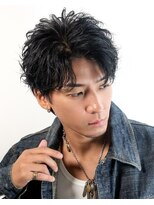 オーシャントーキョー ホワイト 原宿(OCEAN TOKYO WHITE)&nbsp;リバースセンターパート波巻きツイストスパイラル黒髮大人ヘア