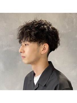 ソイデュエ 梅田(soi due) メンズカット×波巻きスパイラルパーマ◎