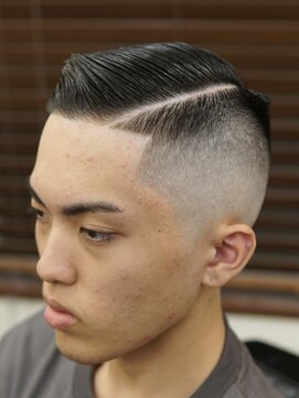 ザチョップショップ キチジョウジ(THE CHOP SHOP KICHIJOJI) サイドパートスキンフェードカットシェービング吉祥寺理容室