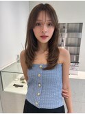 顔周りレイヤーカットくびれヘアミルクティーベージュカラー韓国