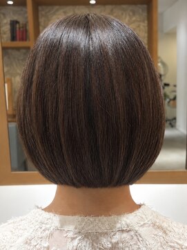 トップヘアーヒルズ 安城(TOP HAIR HILLS) 安城丸みショートボブ顎ラインミニボブショコラブラウン20代30代