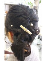 フェイバリット ビューティ ヨシミ(Favorite Beauty YOSHIMI)&nbsp;フィッシュボーンヘアアレンジ