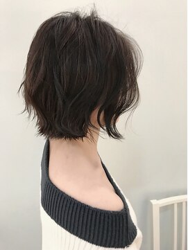ヘアーメイクオズ(hair make O/S) 20代から30代の女性にオススメ☆きりっぱなしボブ☆