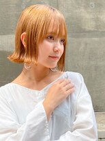 大人かわいい　外ハネ　ボブ