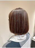 白髪ぼかしハイライトボブ