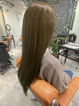 アイリー 名古屋(A/LEE) ブリーチ無しミルクティーカラー