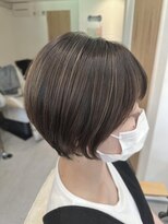 ログ(Log) 小顔ショート