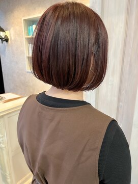 キャアリー(Caary) 福山人気内巻きボブ外ハネピンクブラウン大人かわいい前髪あり