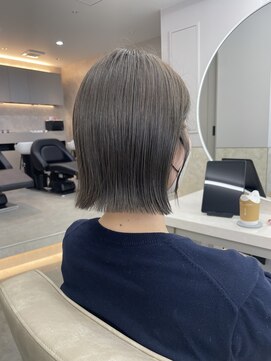 サンド 鹿児島中央(sand) @ayumi_sand ボブ　ぷつっとボブ　グレージュ